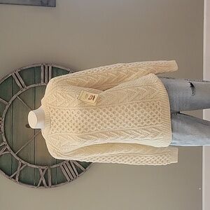 Carraig Donn Fishermans Raglan Crewneck Handknit Wool Sweater